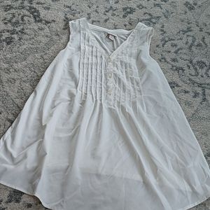 Euc Merona cream top